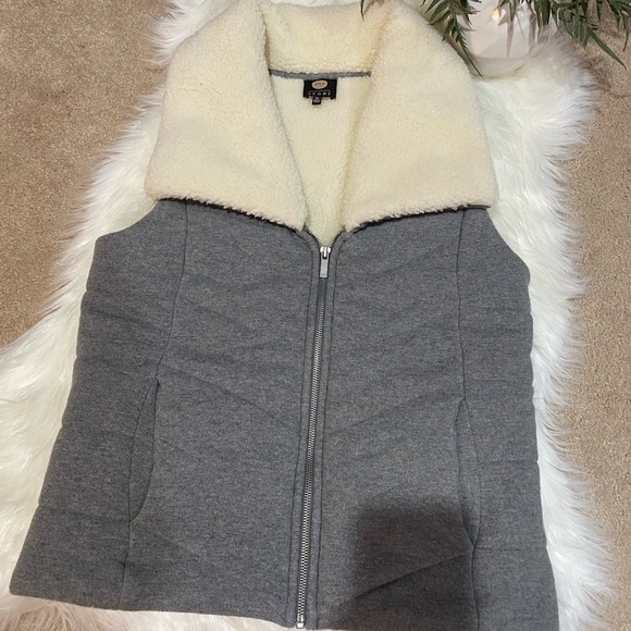 Jones New York: Full Zip Up Sherpa Fleece Winter Jacket‎ Vest Gray Cream Medium - Picture 1 of 11